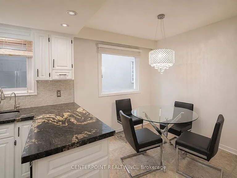 7 Elliott Ave — Photo 4
