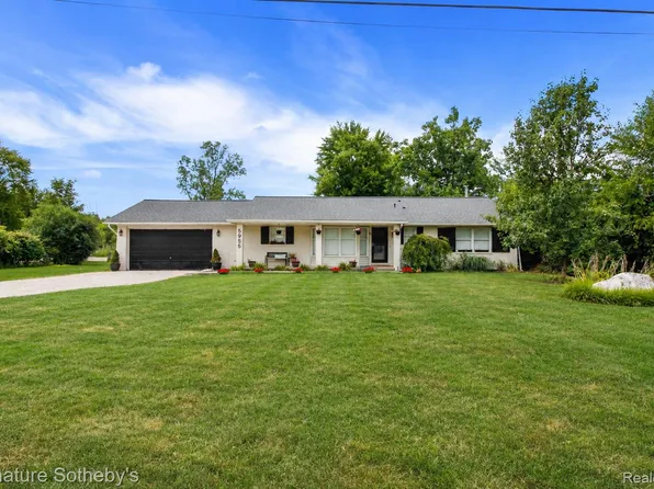 5955 N Lilley Rd, Canton, MI 48187