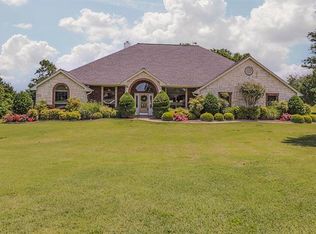 126 Lacey Ct, Decatur, TX 76234