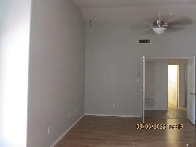 1874 S 37th Ave — Photo 8