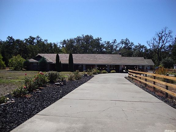 2nd image of 7811 Lazy Trail Ct