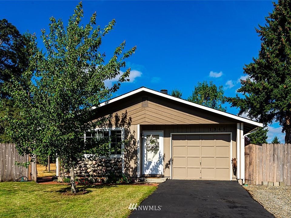 1st image of 1345 Rockcress Drive SE