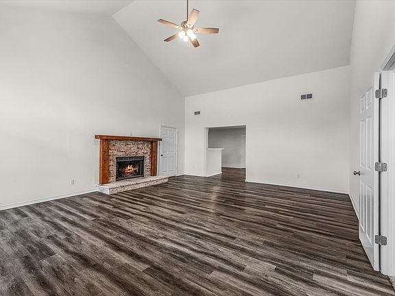 5th image of 4017 Marana Dr
