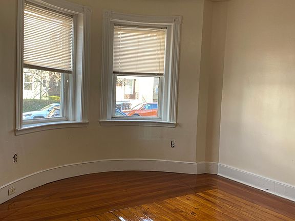 3rd image of 39 Neponset Ave #1