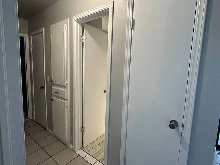 312 S Avery Dr — Photo 45
