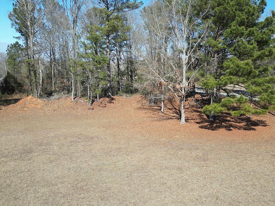 2nd image of 109 Barnes Rd