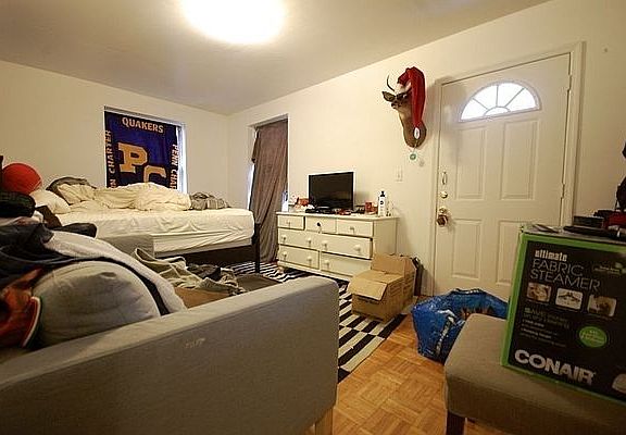 3rd image of 105 Stanton St APT 2R