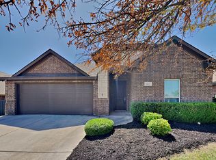 1612 Cowtown Dr, Mansfield, TX 76063