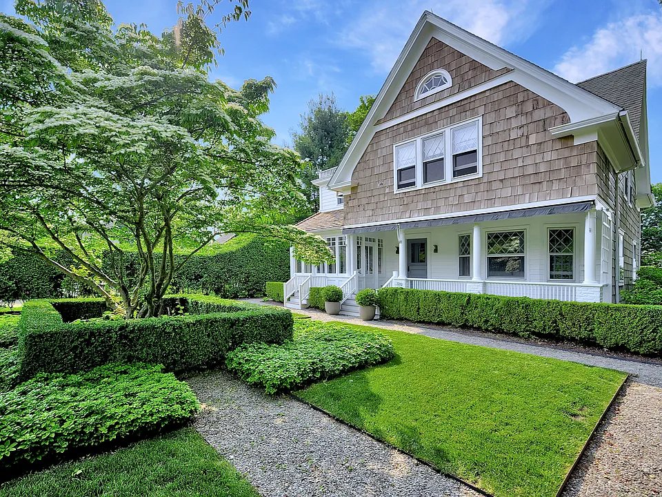 196 Maple Ln