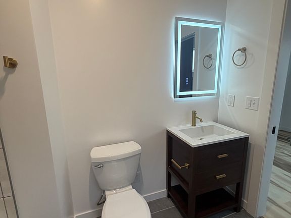 3rd image of 280 Monmouth Ave S