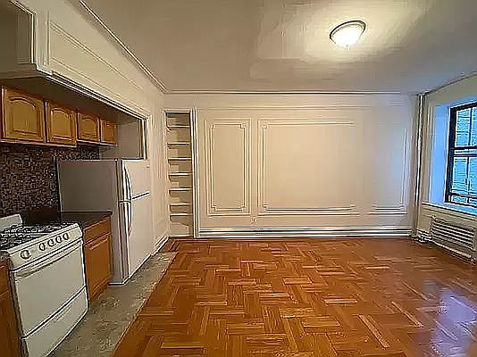 2nd image of 83-46 118th St #5P