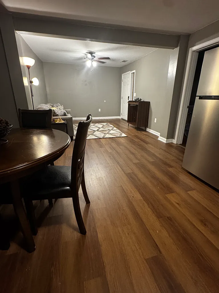 3 bed, $1,675 — Photo 2