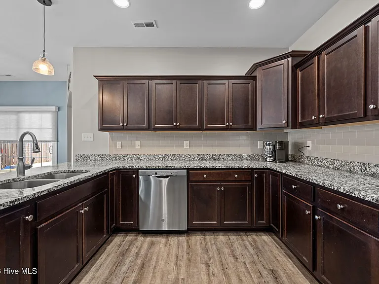 878 Stormy Gale Ln — Photo 10