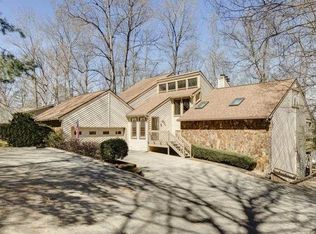 6355 Barberry Hill Dr, Gainesville, GA 30506