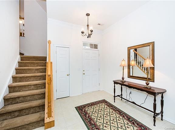 4th image of 2913 Windsor Meadow Ln
