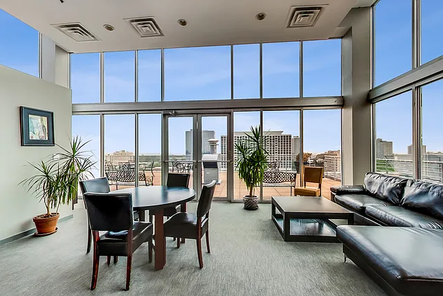 4350 N Broadway St #503 — Photo 17
