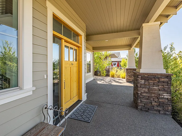 1496 NW Discovery Park Dr — Photo 4