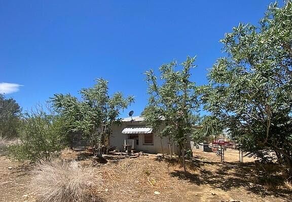 4th image of 13247 E Avenue W6