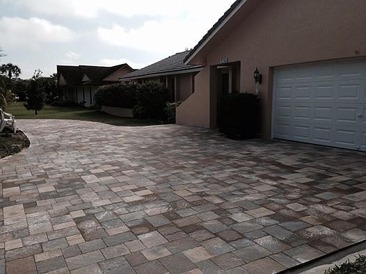 1st image of 9280 NW 15th St