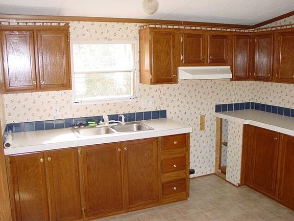 3rd image of 1500 Price Ave