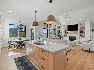 7774 Paddock Ln, Lewiston, ID 83501