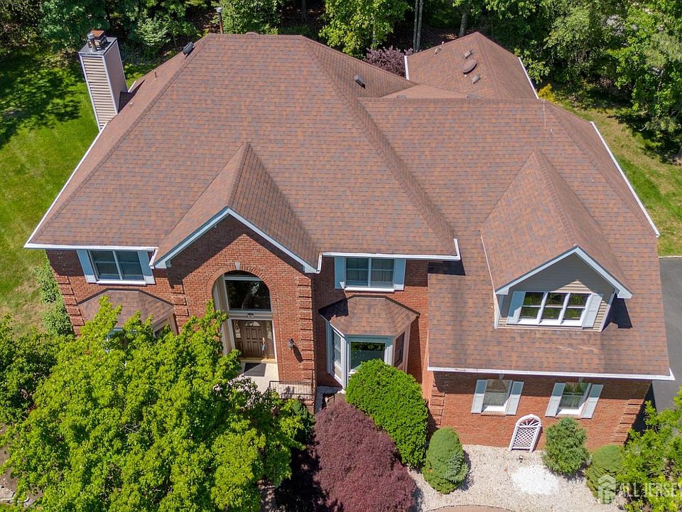 1st image of 40 Newland Ct