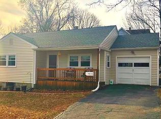 94 Maple St, Beacon, NY 12508