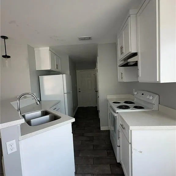 2219 Northridge Ave #3 — Photo 6