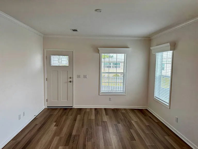 1283 Jamestown Dr — Photo 16