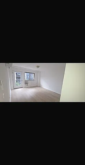 27-35 21st St #4AA — Photo 2
