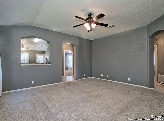 5th image of 770 Andora Dr