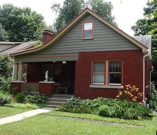 2nd image of 848 Tremont Ave