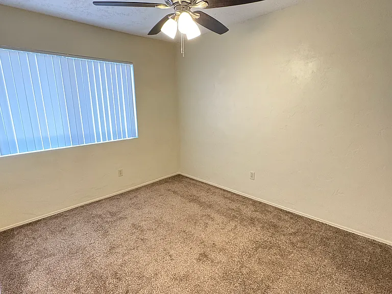 7555 Linda Vista Rd #31 — Photo 15