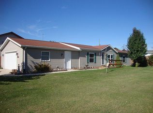 1112 32nd St, Two Rivers, WI 54241