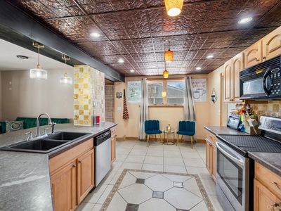 42 Beechwood Park, Poughkeepsie, NY, 12601