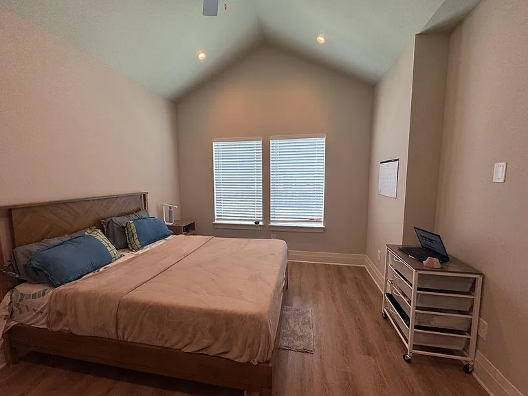 1080 Noble Loop — Photo 17
