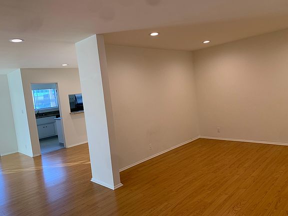4th image of 151 N Almont Dr #303