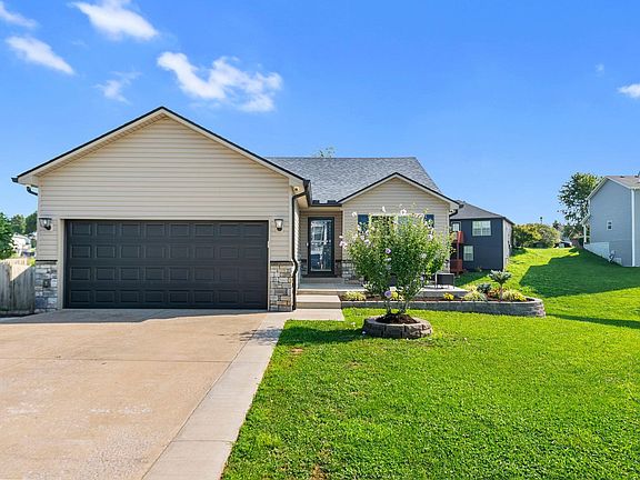 5th image of 229 Rachel Ct
