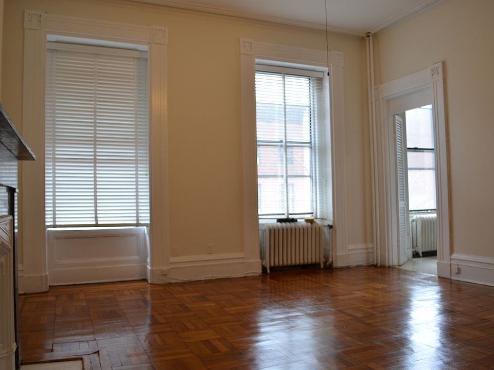 2nd image of 252 Henry St APT 2F