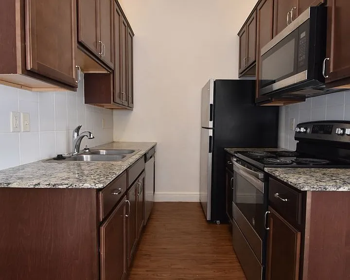 2408-2464 W Barnett Springs Ave — Photo 17