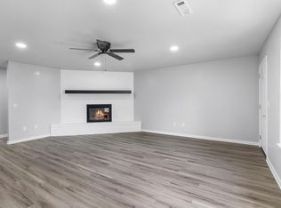 3200 Westmoreland Ave #B, Springdale, AR 72762