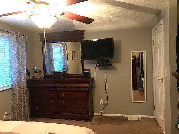 4th image of 6483 Southgate Pl