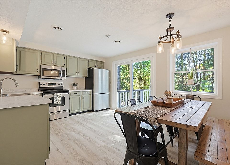 1st image of 7 Village Way APT C