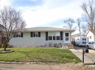 2017 E Longshore Pl, Peoria Heights, IL