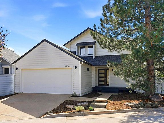 2nd image of 1936 Hardscrabble Dr