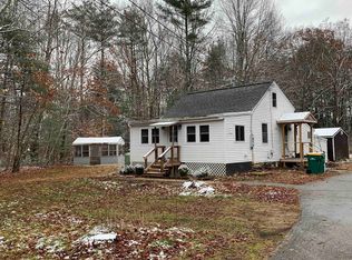 104 Oak St, Rochester, NH 03839