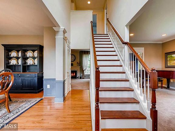 3rd image of 1210 Pepperwood Springs Way