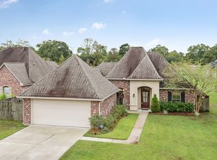 9968 Chanel Dr, Denham Springs, LA 70706