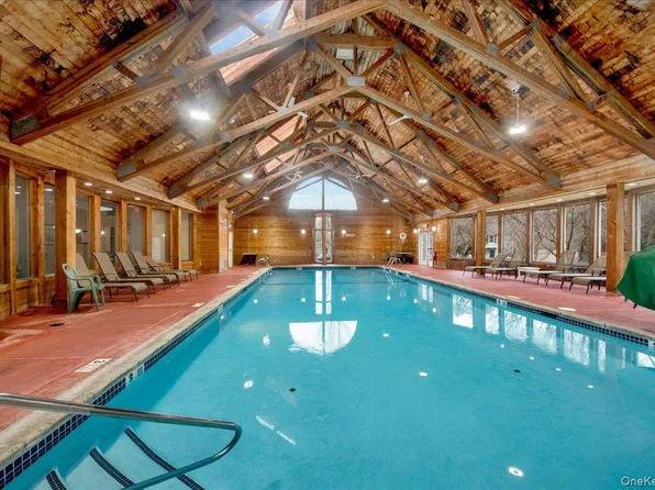 57 Old Town Crossing, Mount Kisco, NY 10549