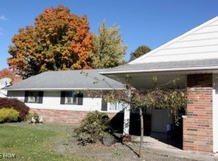 745 Radford Dr, Richmond Heights, OH 44143